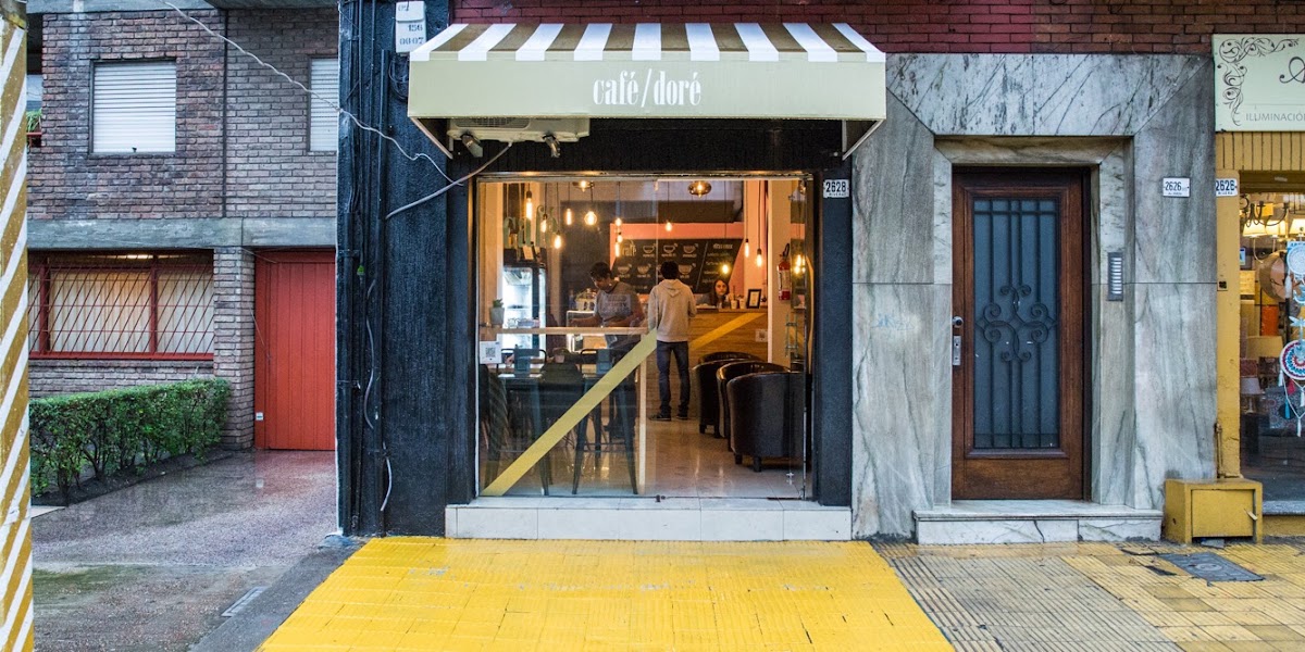 Cafe Dore